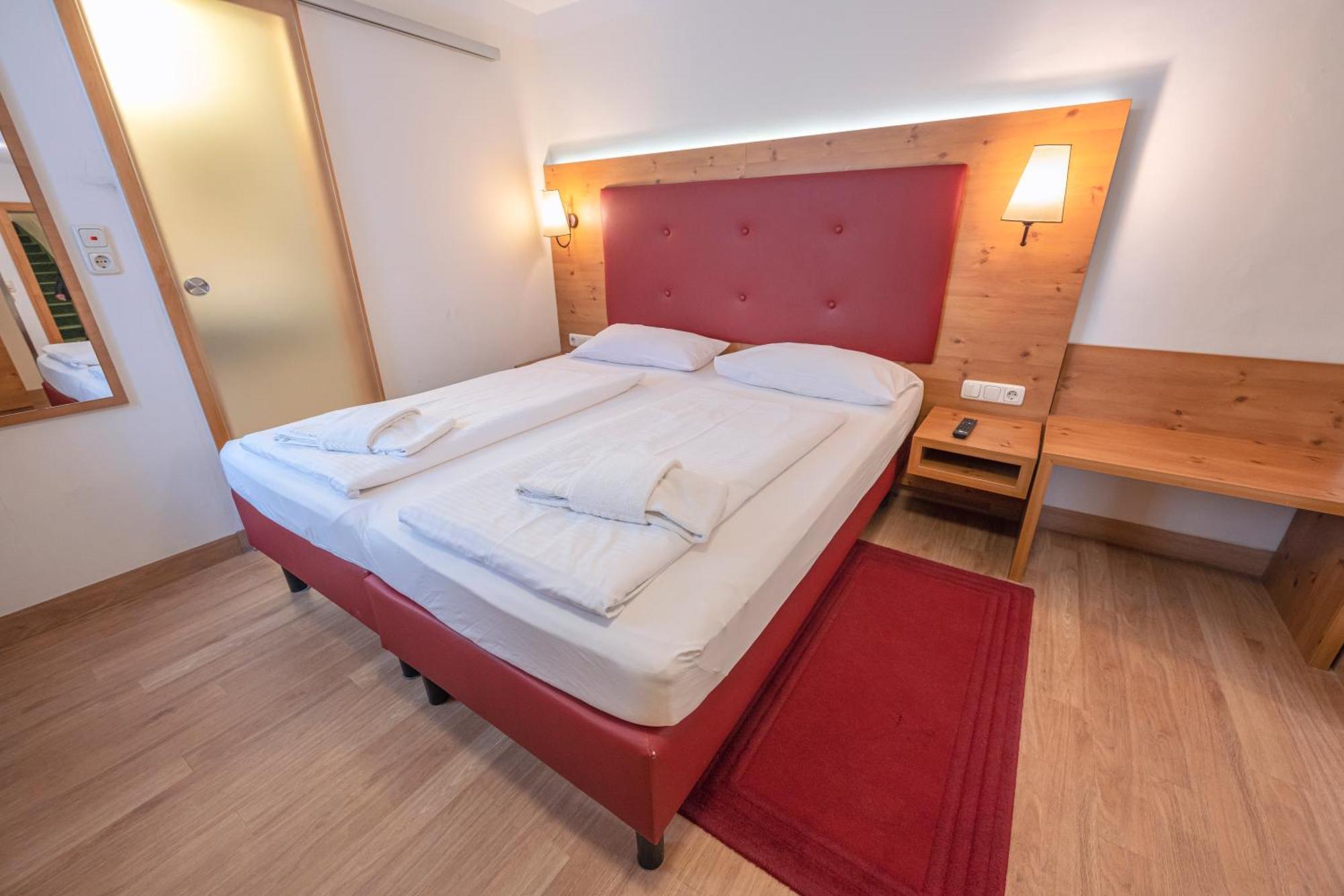 Eder Hotel 3*